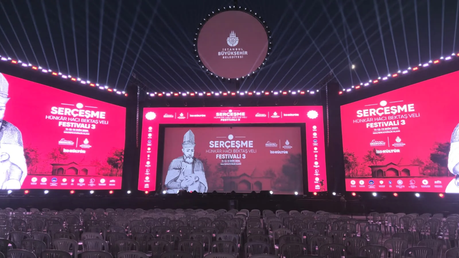 İBB festival sahnesi ve LED ekranlar